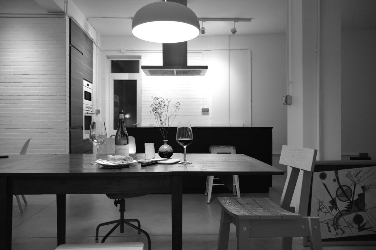 Loft Bed & Breakfast آكورونيا المظهر الخارجي الصورة